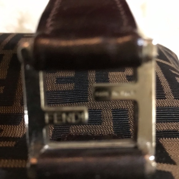 Authentic Vintage Fendi Zucca bag - Picture 13 of 15